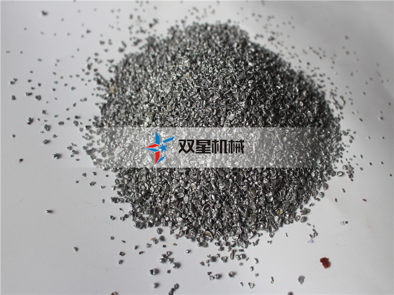 <a  target='_blank'><span>金屬破碎機(jī)</span></a>鐵屑破碎效果