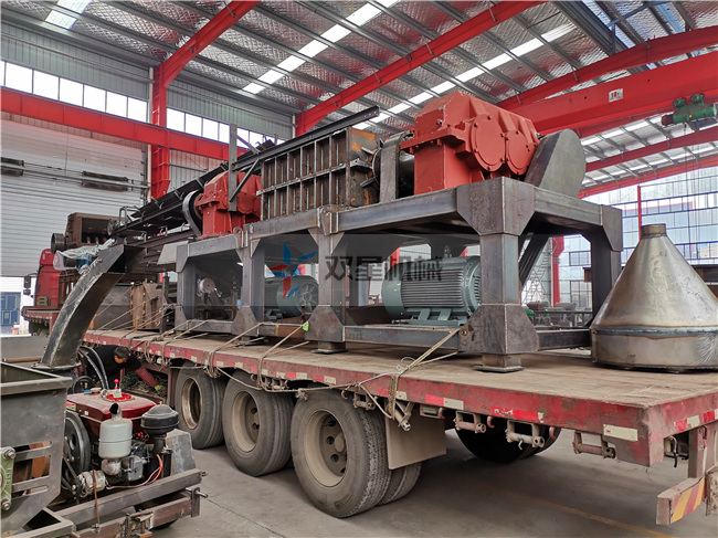 廢鋼破碎機生產(chǎn)線設(shè)備發(fā)貨現(xiàn)場