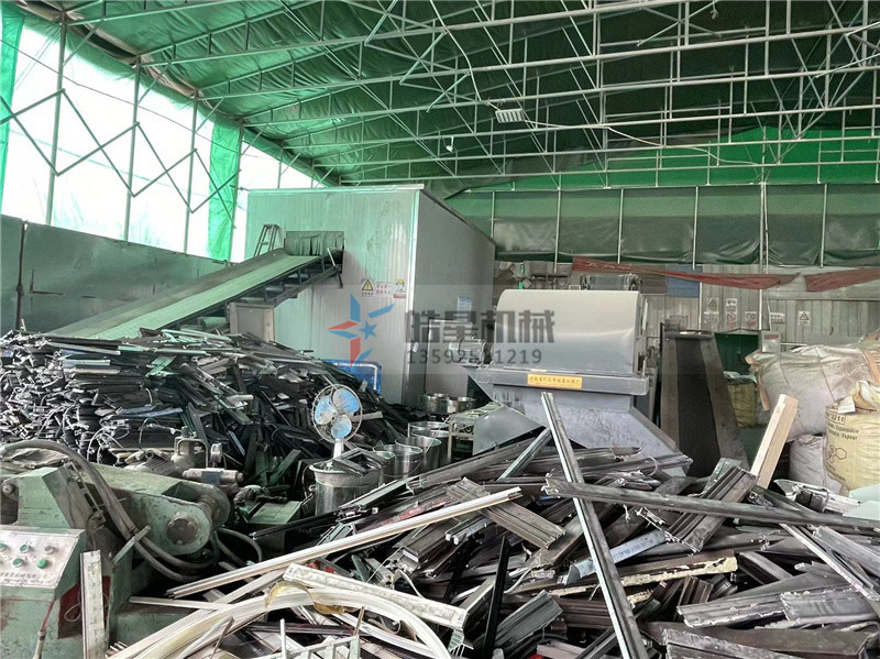 金屬破碎機生產(chǎn)線助力廢金屬新生